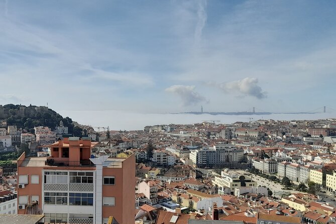 1 Guide 1 Tuk Tuk — Complete Historical Tour — True Local Guide - Lisbon in 4 hours via Gonçalo’s mandala tuk tuk