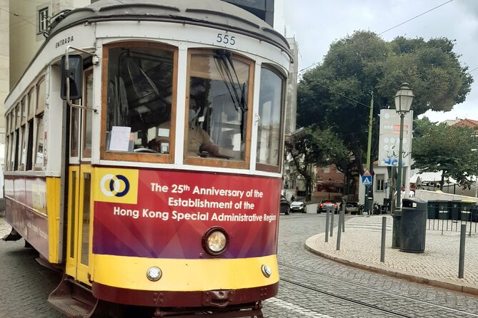 1-hour private eco tuk-tuk tour for up to 6 people through Lisbon - Stop 3: Miradouro da Senhora do Monte for the romantic end-of-day view