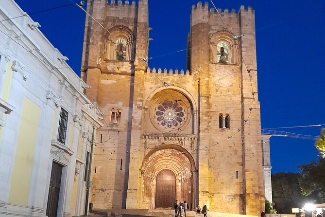 1-hour private eco tuk-tuk tour for up to 6 people through Lisbon - Stop 5: Panteão Nacional (Santa Engrácia) and Portugal’s honored names