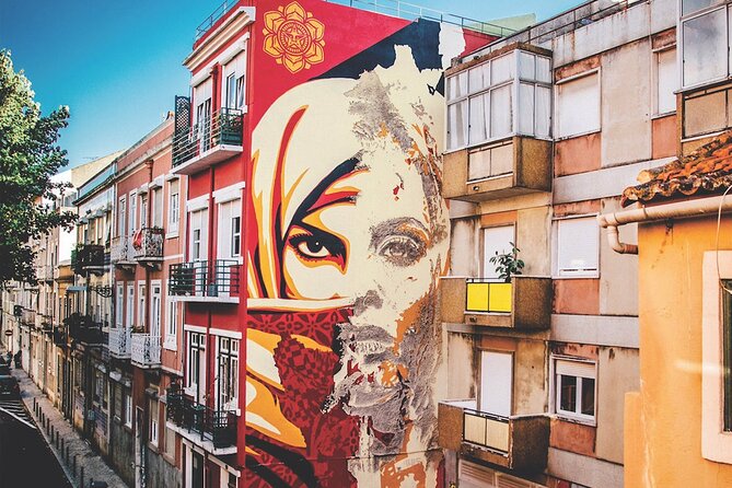 2 Hours Private Hills Historical Tour in Lisbon - The best part for photo lovers: using the miradouros efficiently