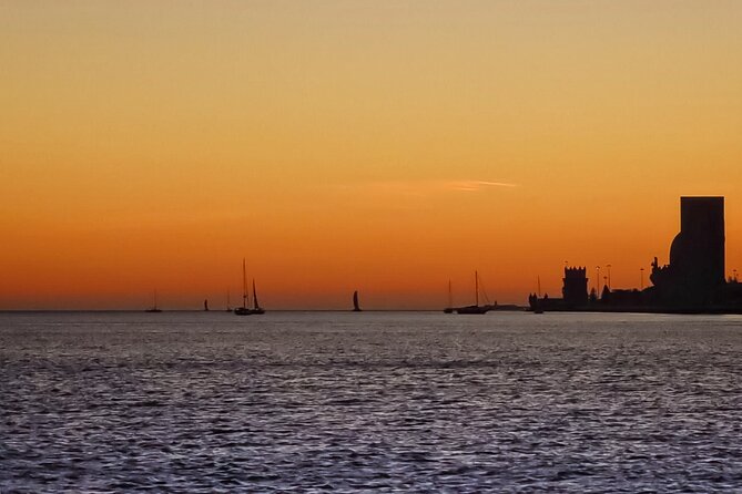 2 Hours Private Sailing Tour with Wine and Snacks - Key things to know before you step aboard