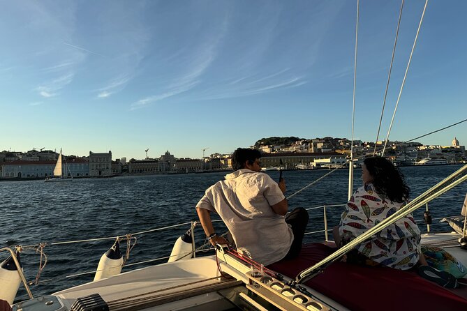 2 Hours Private Sailing Tour with Wine and Snacks - The pre-sunset stop: when the cruise earns its keep