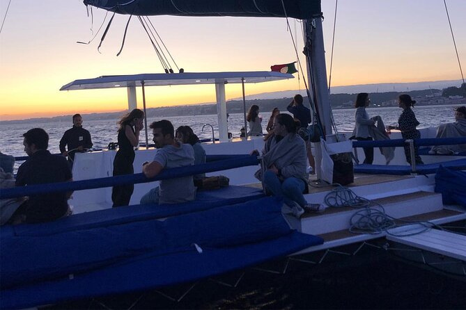 2H Private Sailing Catamaran "Vertigo" Tour in Lisbon up to 18pax - Getting there: Doca do Bom Sucesso is the practical starting point