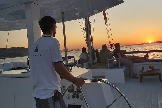 2H Private Sailing Catamaran "Vertigo" Tour in Lisbon up to 18pax - Should you book Vertigo for your Lisbon day?