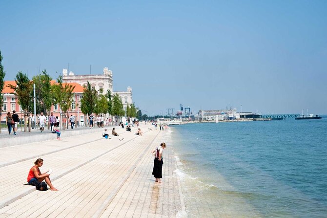 2h Tour | Explore Lisbon’s Hills & Viewpoints - Key highlights worth clocking before you book