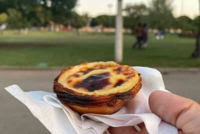 2h Tuk Tuk Private Tour of Belém in Lisbon - Pastéis de Belém stop: warm pastry first, then the rest makes sense