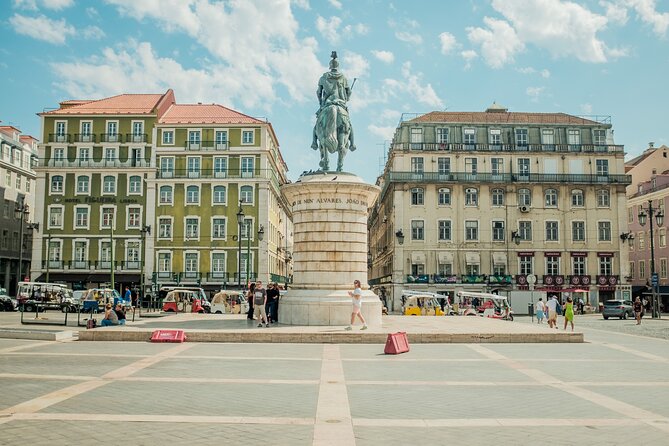 3-Hour Private Guided Walking Tour of Lisbon - Mouraria and fado markers: Monumento Mouraria and Fado Vadio graffiti