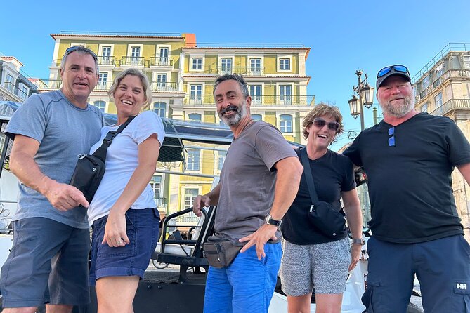 3 Hours Tuk Tuk Tour - Lisboa beyond the guidebooks - Pickup, timing, and the smooth start