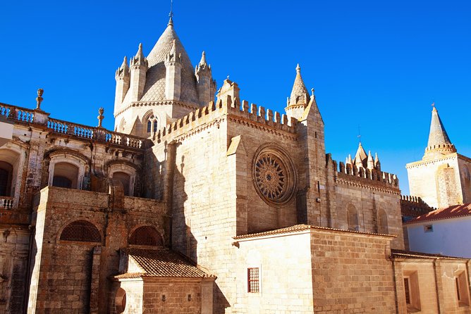 4-Day South Portugal Tour from Lisbon: Lagos, Algarve Coast, Sagres, Évora, Beja and Setúbal - Lagos and Ponta da Piedade: cliffs, lighthouse views, and a bit of breathing room