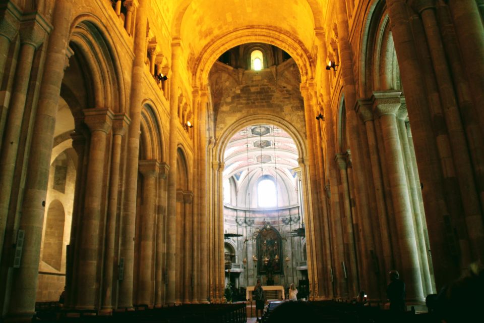 4-hour sightseeing tour by Tuk-Tuk Lisbon old town and Belém - Price and logistics: is $284 per group worth it?