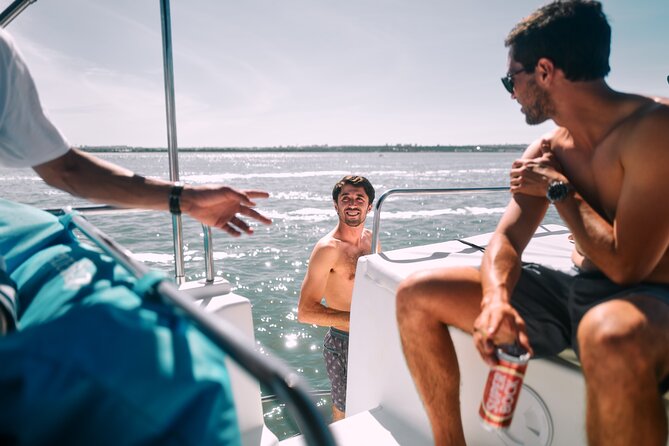 4 Hours Private Tour with Dives in Catamaran in Lisbon - Practical tips for a smoother day at sea