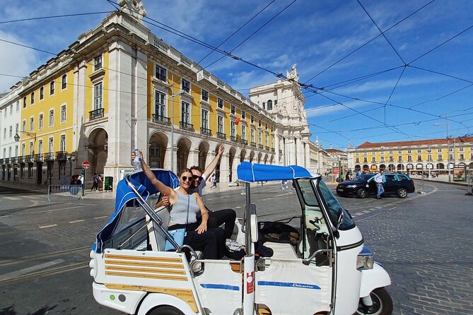 4 Hours Private Tuk Tuk Tour in Lisbon - Viewpoint circuit in one tour: Santa Luzia, Portas do Sol, Senhora do Monte