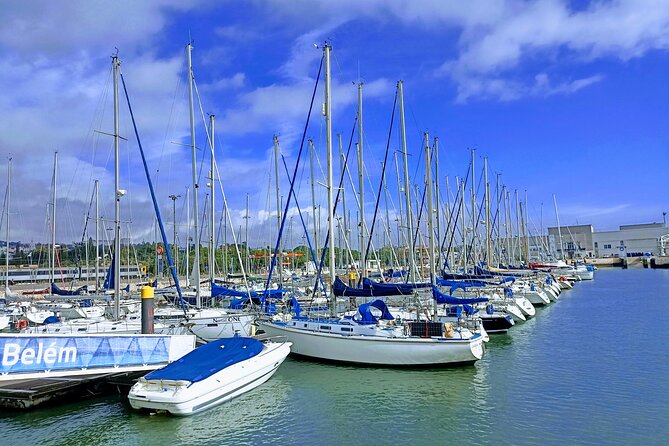 4h Exclusive Sail in Lisbon: Your Private Escape - Meeting at Doca Belém Descobrimentos and getting settled