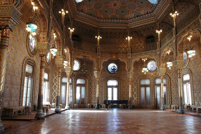 5 Days Private Tour In Portugal from Lisbon - Day 4 in Porto and Gaia: tiles, bookstores, churches with gold dust stories, and a port-cellar visit