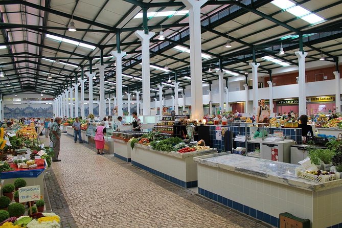 A Day of Tastes, Views & Heritage, tour from Lisbon - Mercado do Livramento: azulejos, fish counters, and learning how to choose