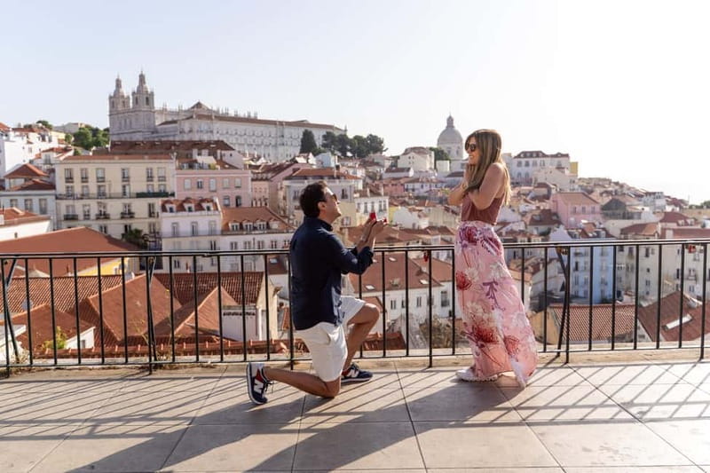Alfama: Unforgettable Photoshoot Experience with a Local - Miradouro das Portas do Sol: turning the panorama into real feelings