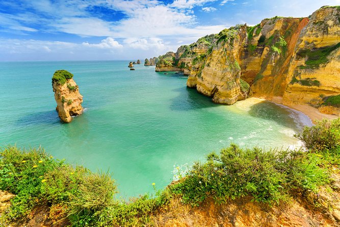 ALGARVE FROM THE SEA PORTIMÃO includes boat trip to Benagil caves AND LAGOS - The driving comfort that makes a long route easier