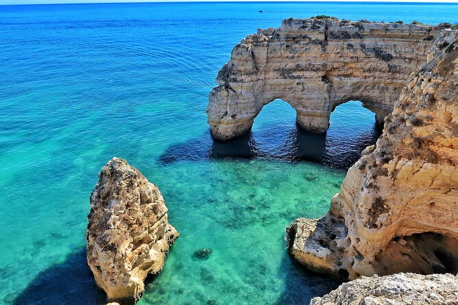 Algarve Private Tour from Lisbon with Boat Ride - Getting from HF Fénix Lisboa to the Coast Without Stress