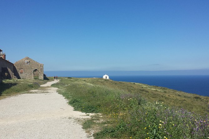 Arrábida Natural Park Private Tour from Lisbon - Sesimbra village: where to slow down for an easy coastal break