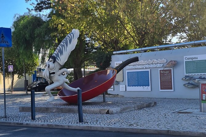 Arrábida: Private Setubal Highlights Tour (Full Day) - Mercado do Livramento: a market with a long reset-and-rebuild story