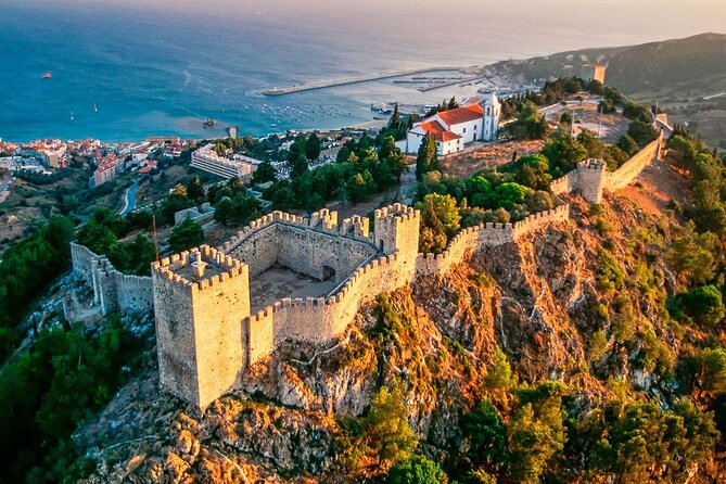 Arrábida & Setúbal, coastal getaway - Private Tour - Cabo Espichel: lighthouse views and a sanctuary on the cliff