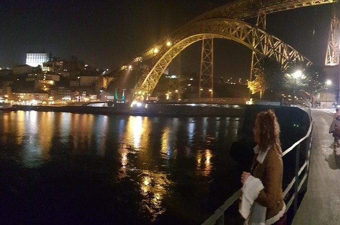 Aveiro / Porto / Gaia full day Private tour - Getting picked up in Lisbon and riding comfortably