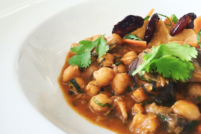 Award-Winning One-of-a-Kind Garum & Seafood Lisbon Food Tour - Stop 2 Near Praça do Comércio: A Tasting Like a Laboratory