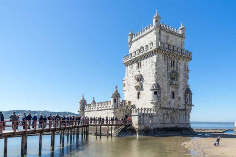 Belem: 4-HOUR Guided Tuk Tuk Tour in Historic BELEM - Pink Street street art and night-life energy in a daylight loop