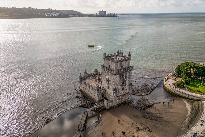 Belém in 2h: History, Monuments and Pastries by Tuk Tuk - Stop 2: Torre de Belém, where defense meets symbolism