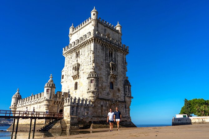 Belém in 2h: History, Monuments and Pastries by Tuk Tuk - Stop 4: LX Factory for a modern break (and free time)
