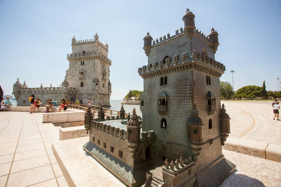 Belém: Lisbon 3-Hour Walking Tour - Starting in central Lisbon: Praça D. Pedro IV to Belém by tram