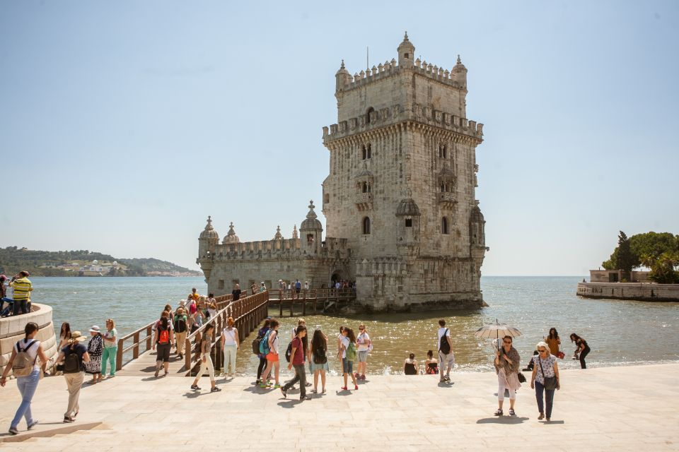 Belém: Lisbon 3-Hour Walking Tour - Torre de Belém: the riverside facade and the “7 Wonders” spotlight