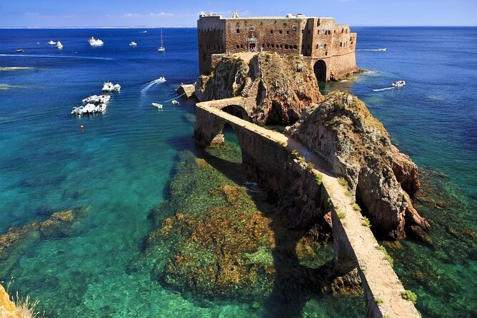 Berlengas Tour - Caves and the UNESCO-listed walking trail: what you do on the island