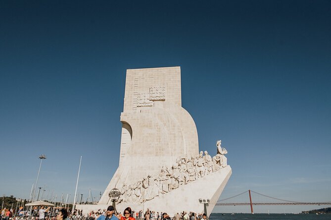 Best of Belem: Monastery & Walking Tour with River Cruise - Logistics that matter: meeting point and where you end up