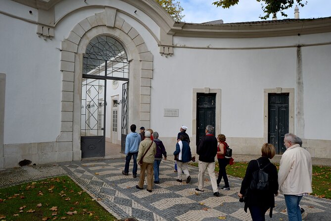 Best of Caldas da Rainha with a local guide - Why Ivo’s style makes the tour click