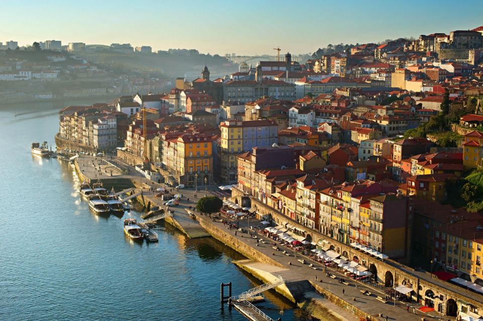 Best of Porto - Private Tour from Lisbon - Livraria Lello and the Harry Potter connection, with practical expectations