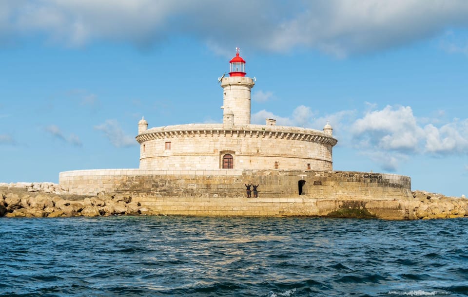 Boat tour: charming Cascais Coast to Lisbon lighthouse - Key things to know before you go