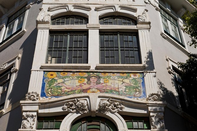 Campo de Ourique, Lisbon Coolest Quarter - Private Walking Tour - The Food Tips That Make the Tour Pay Off