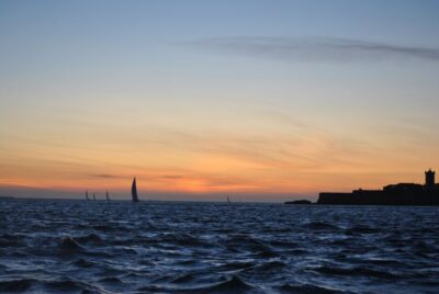 Cascais: 2-Hour Sunset Cruise - Choosing your route: Cabo da Roca or the Cascais–Estoril coast