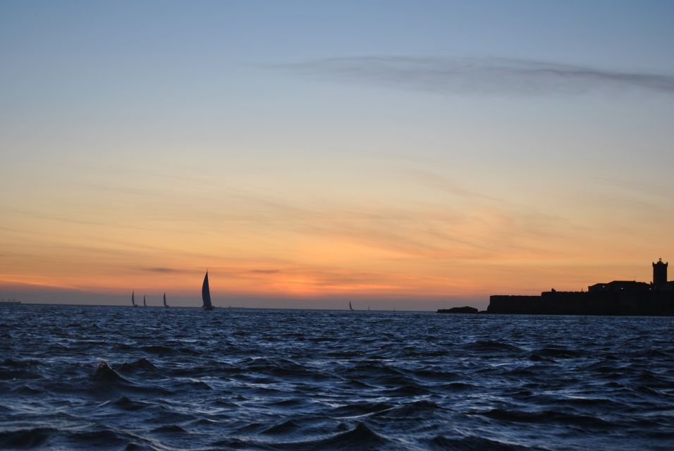 Cascais: 2-Hour Sunset Cruise - Choosing your route: Cabo da Roca or the Cascais–Estoril coast