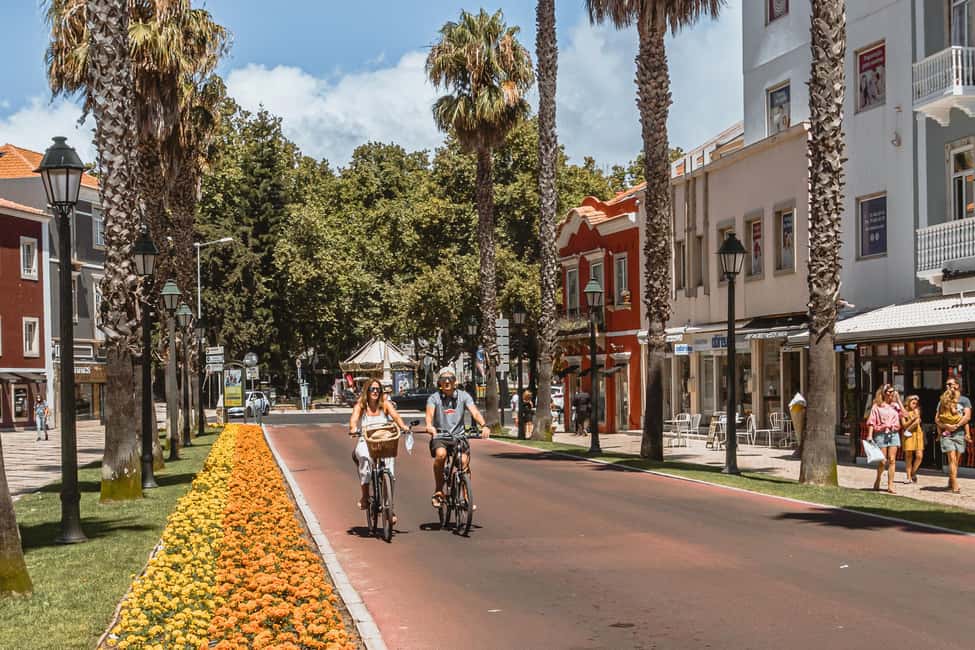 Cascais: Flexible Walking Tour in Historic Center - Starting at Cascais Train Station and working your way toward the bay