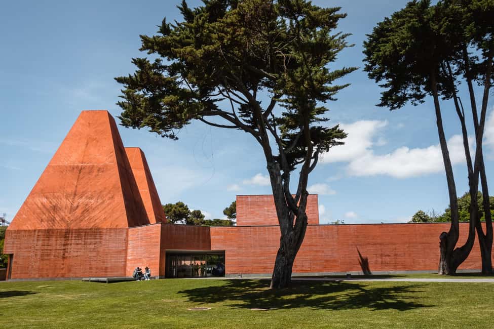 Cascais: Flexible Walking Tour in Historic Center - Marina, Santa Marta Beach, and the Lighthouse Museum area