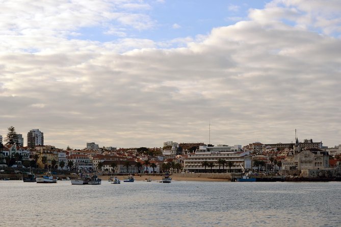 Cascais Private Sailing Cruise with a drink - Half day/full day - Crew Matters More Than You Think (And Here, It Really Does)