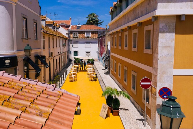 Cascais Scavenger Hunt and Sights Self-Guided Tour - Praia de Santa Marta and Bairro Amarelo: Why the Detours Matter
