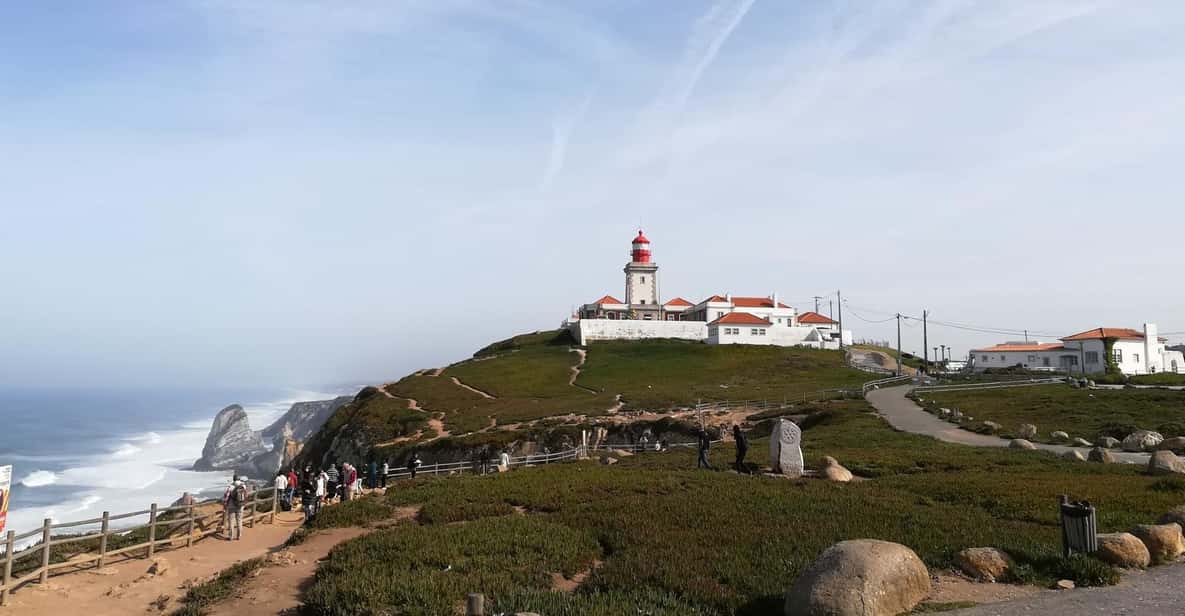 Cascais: Small group tour Sintra & Cabo da Roca & Cascais - Setting off from Cascais: the easiest way to reach Sintra fast