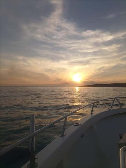 Cascais: Sunset Boat Trip with Welcome Drinks - Price and Value: Why $44 Can Make Sense for This Kind of Evening