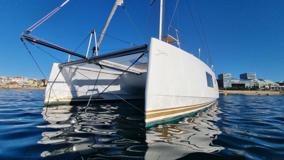 Cascais:Luxury Private Sailing Catamaran Cruise with a Drink - 2 hours or 4 hours: choosing the cruise length that matches your style