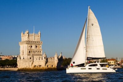 Catamaran Cultural Tour through Lisbon - Snacks, Varied Drinks, and Why It’s Better Than Just Sightseeing