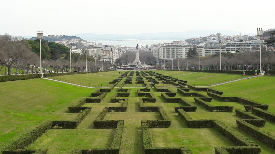 Chaparru's Lisbon Essentials 5 H Tuk Tuk Tour - How the 5-hour pacing feels in real life