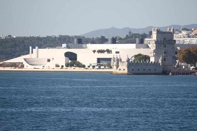 Christ the King - Lisbon - 3 Hour Electric Bike Tour - Guides, small-group vibes, and why it matters for your day